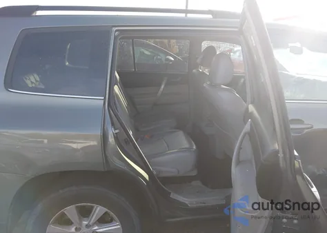 2011 Toyota Highlander Se V6 z USA, uszkodzony, nr VIN 5TDBK3EH1BS050019